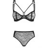Set out of balconette bra and lace brief
